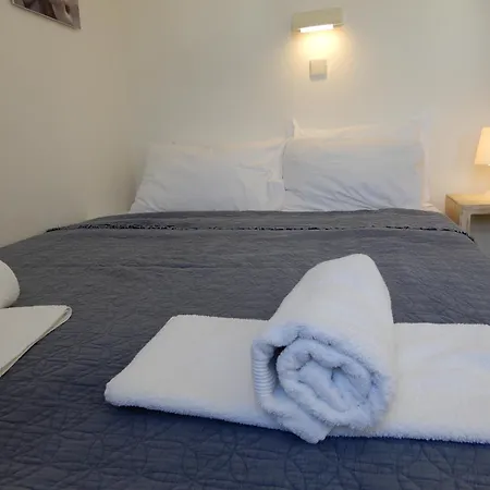 Glarontas Apartment