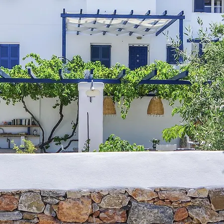Glarontas Apartment