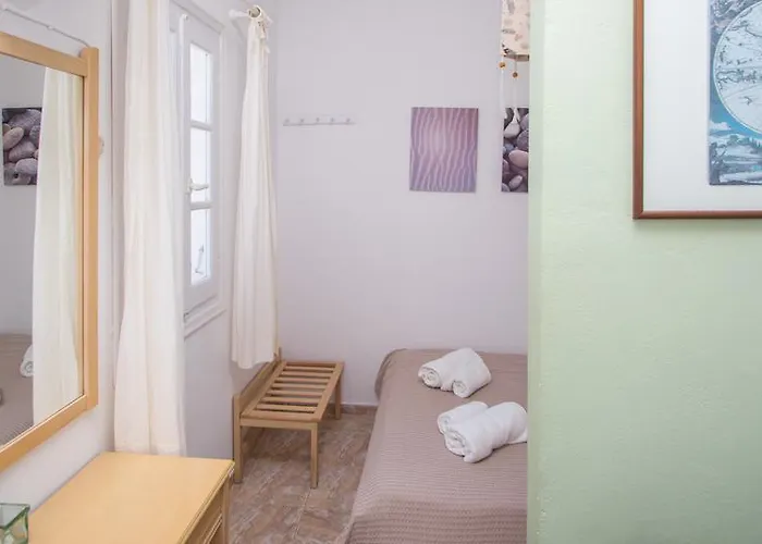 Glarontas Appartement *